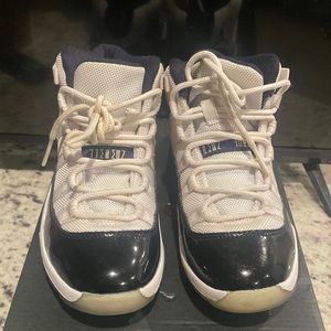 Little kids Jordan’s 11 Retro